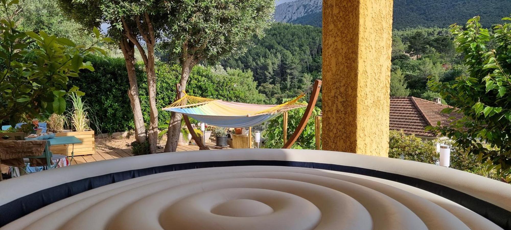 Independante Avec Terrasse Privative Privatunterkunft Le Revest-le-Eaux